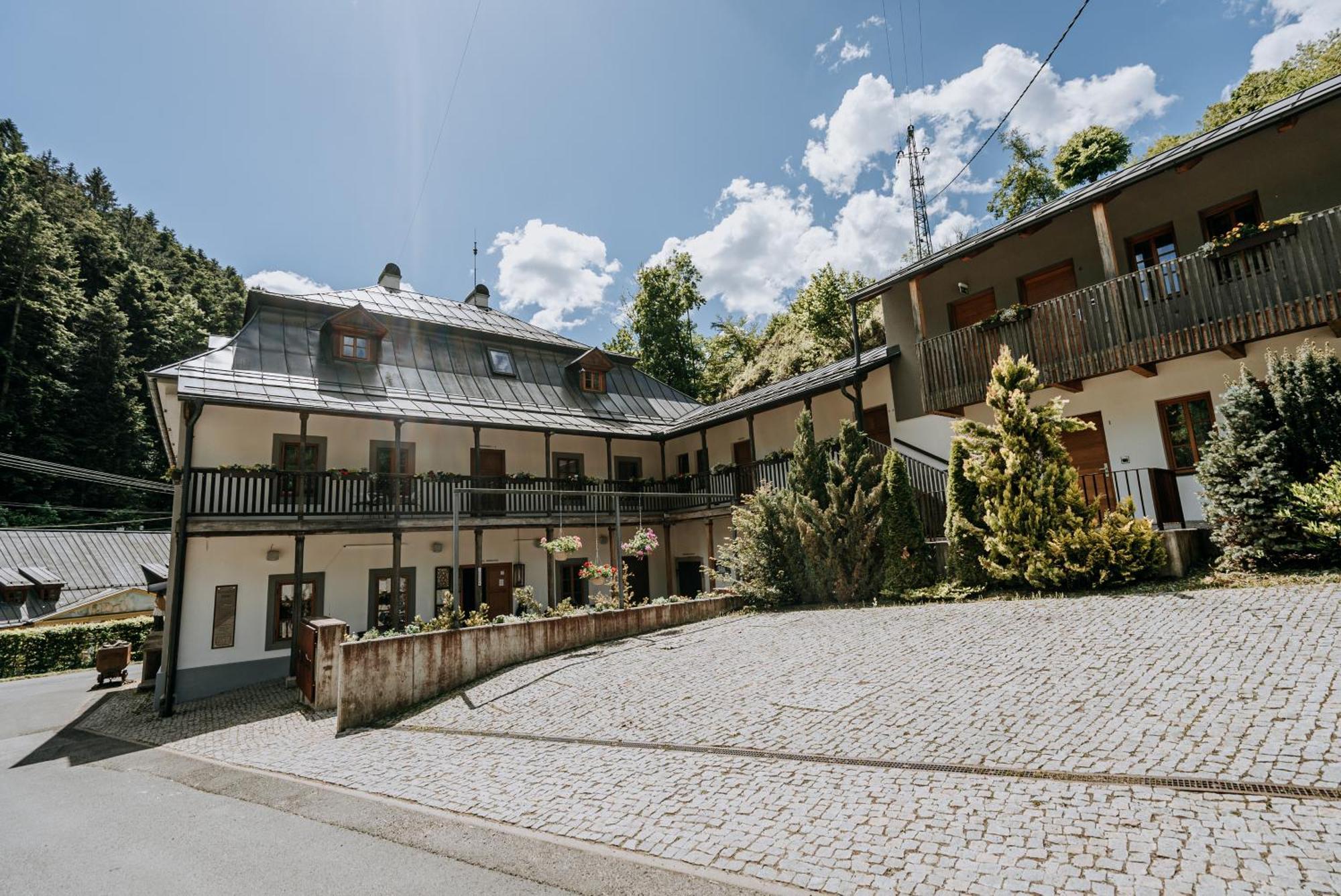 Penzion Bansky Dom Banská Štiavnica Exterior foto